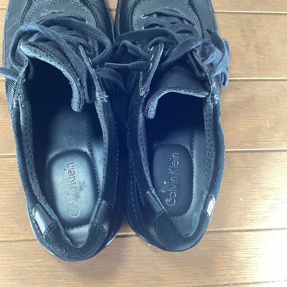 Calvin Klein Black Leather Sneakers‎ Mens 11.5M Casual Lace Up Shoes - Picture 5 of 8